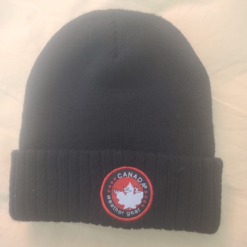 Canada Weather Gear Black Knit Beanie